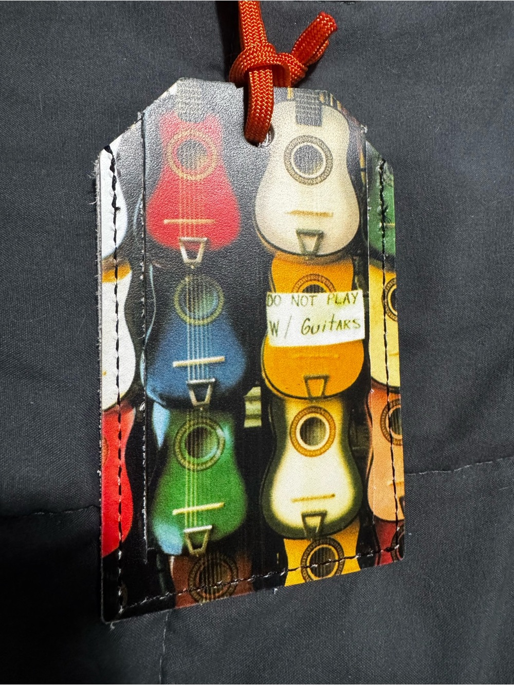 Leather Guitar-Print Luggage Tag - Multicolor